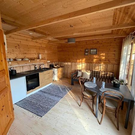 Just Lodges Orissaare Экстерьер фото