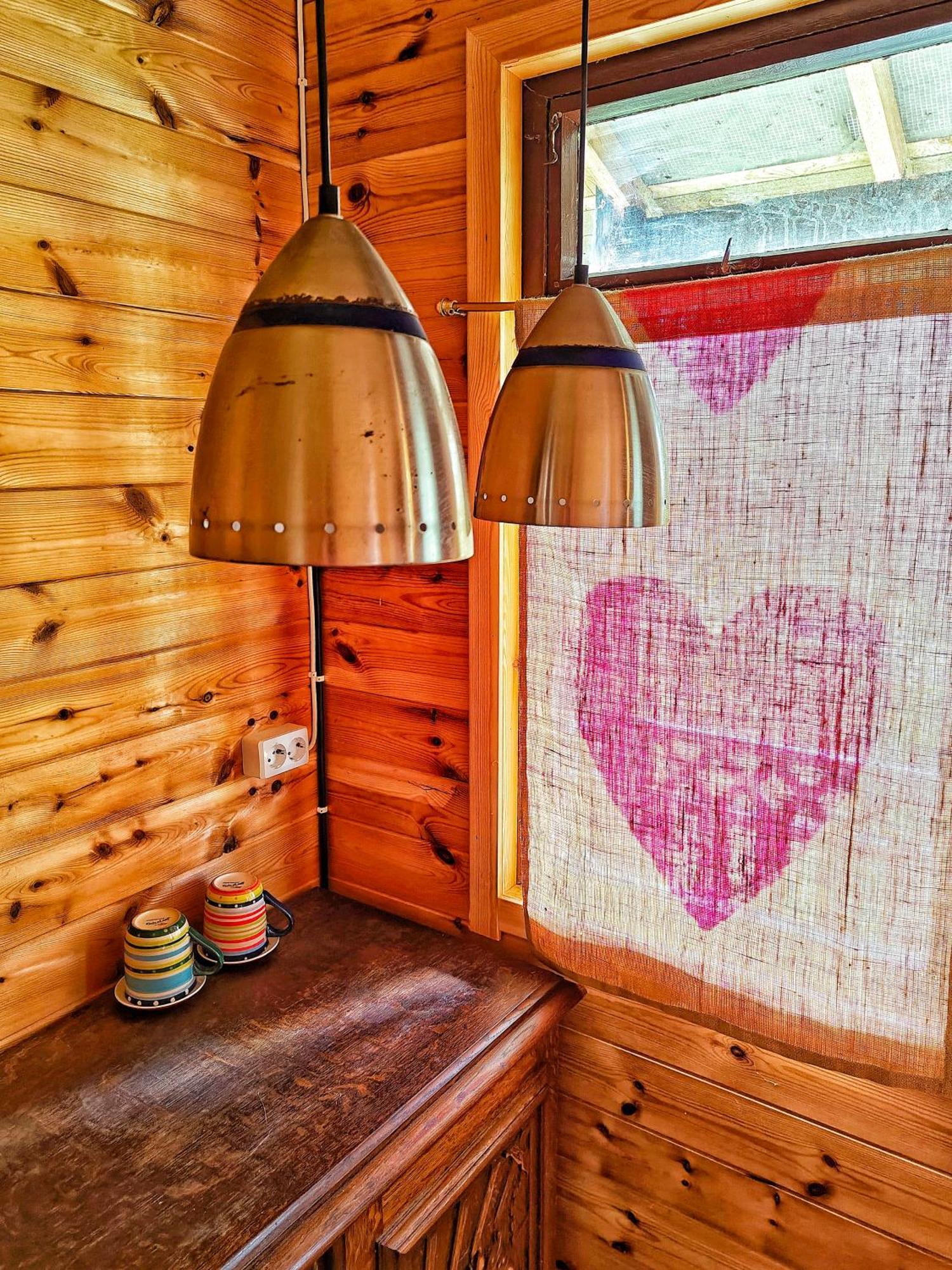 Just Lodges Orissaare Экстерьер фото