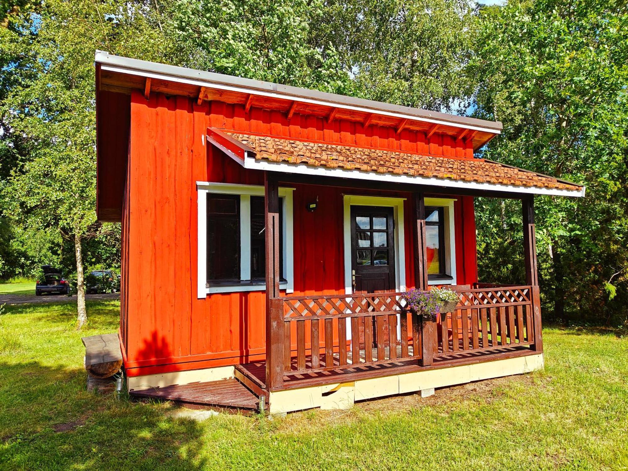 Just Lodges Orissaare Экстерьер фото